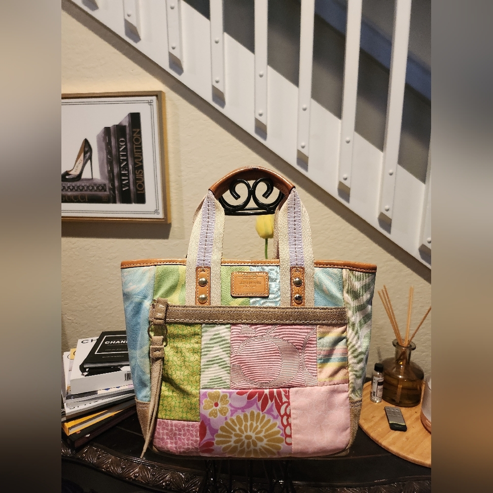 Coach Mini Hampton Spring patchwork tote bag Limi… - image 1